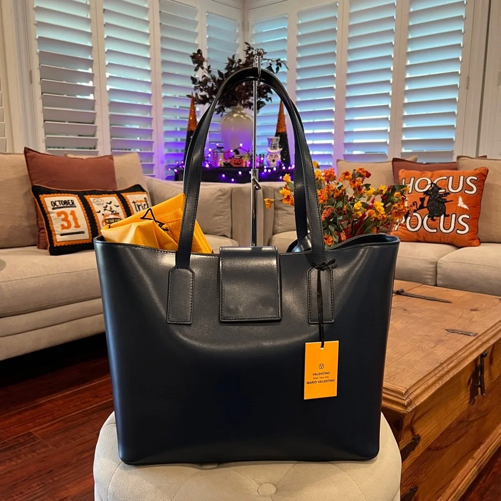 Mario Valentino NWT Large Smooth Leather Tote Bag Made in Italy w/ Dust Bag - Picture 12 of 17